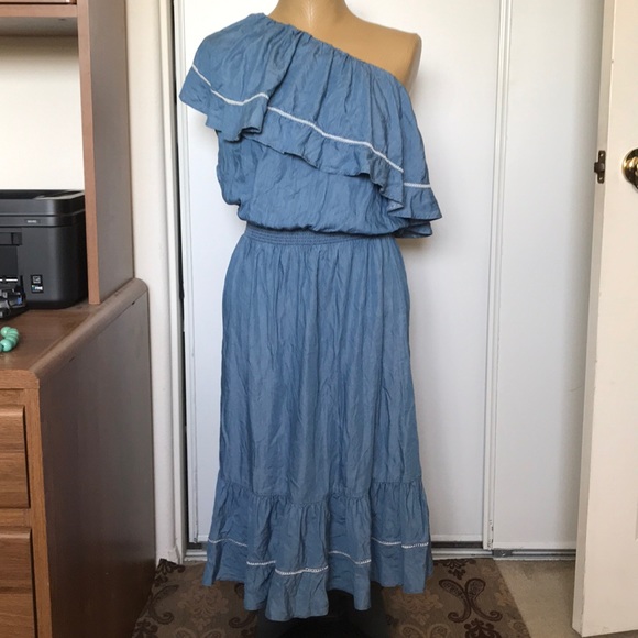 INC ruffled one shoulder chambray dress - Picture 2 of 3